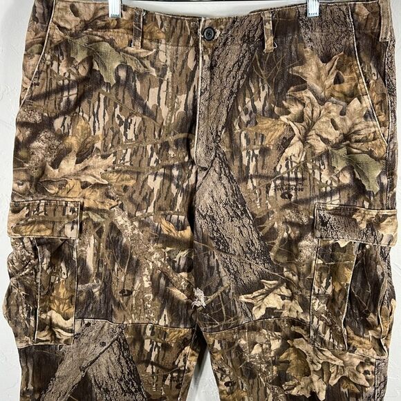 🦌🎯 COLUMBIA MOSSY OAK Camo Hunting Camouflage Denim Cargo Pants Men Sz 42 - GU - Picture 3 of 11